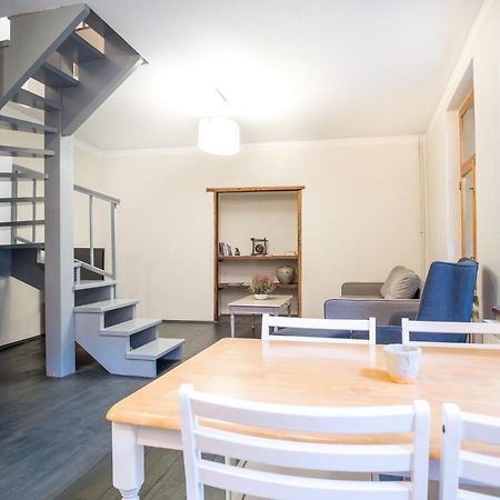 Dream Stay - Bright 2-Bedroom 2-Floor Old Town Apartment 塔林 外观 照片