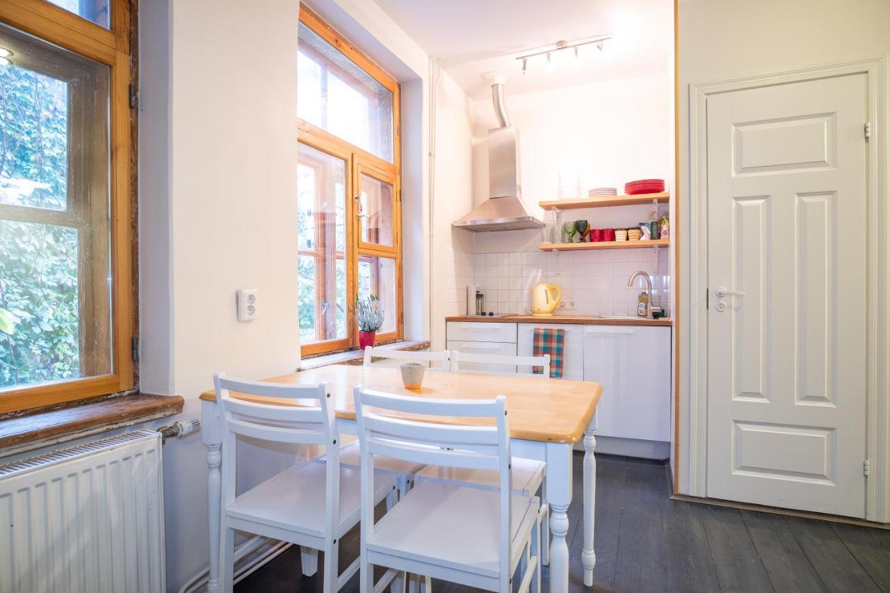 Dream Stay - Bright 2-Bedroom 2-Floor Old Town Apartment 塔林 外观 照片