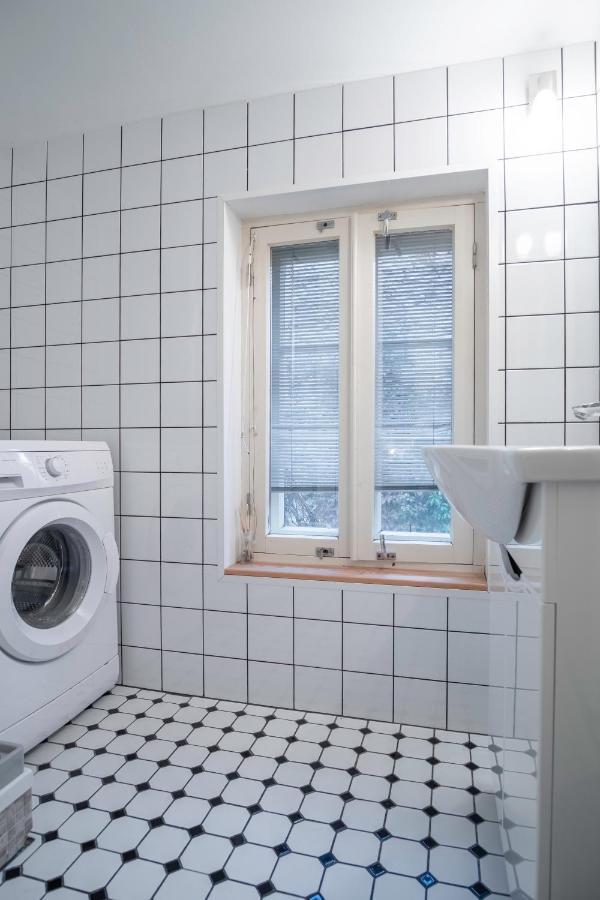 Dream Stay - Bright 2-Bedroom 2-Floor Old Town Apartment 塔林 外观 照片