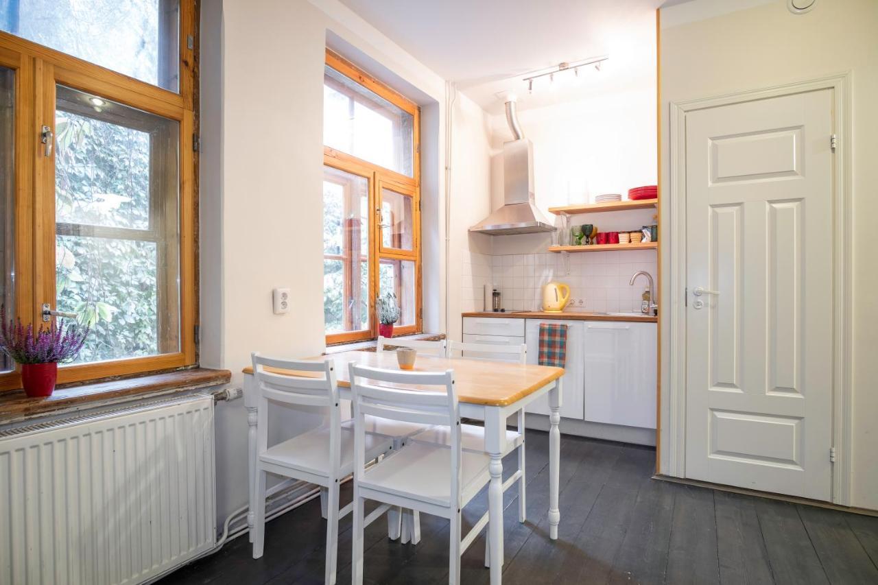 Dream Stay - Bright 2-Bedroom 2-Floor Old Town Apartment 塔林 外观 照片