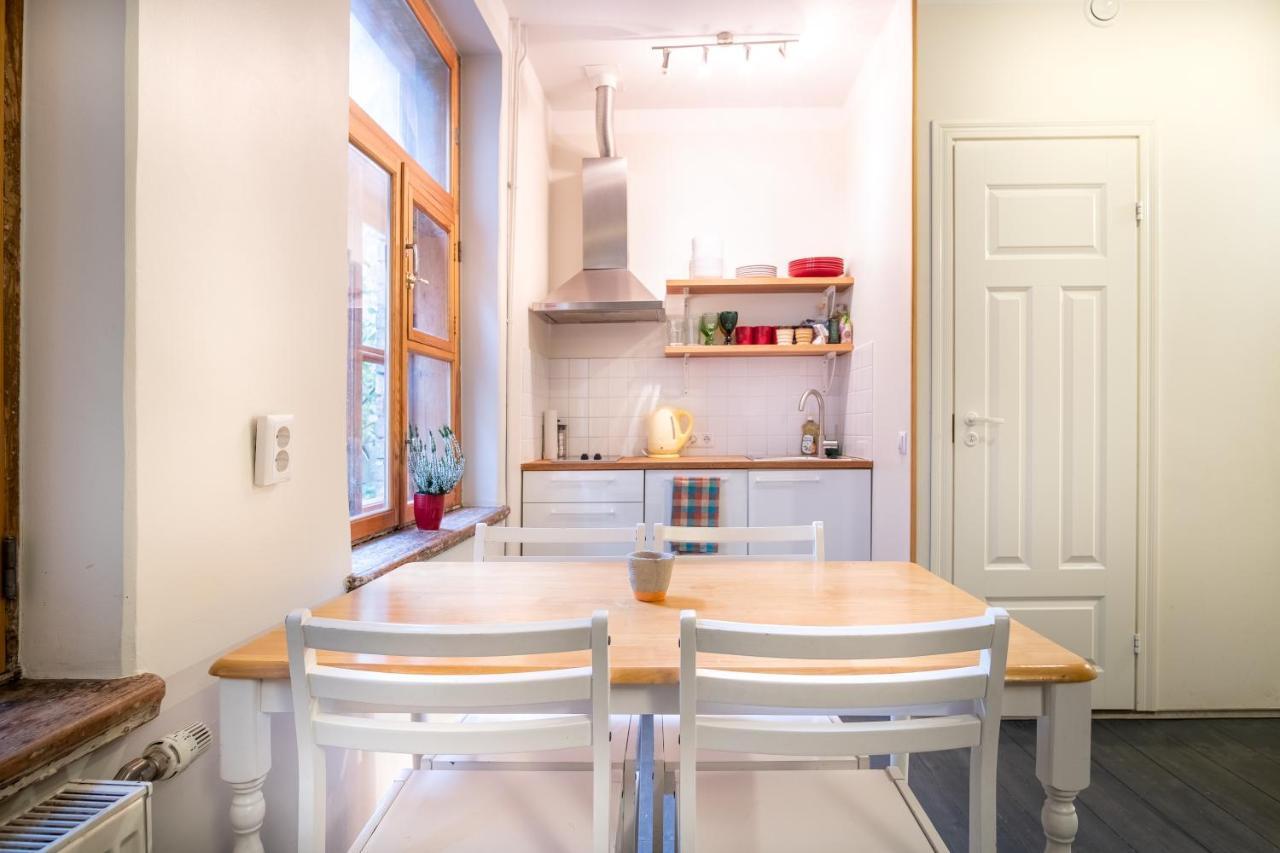 Dream Stay - Bright 2-Bedroom 2-Floor Old Town Apartment 塔林 外观 照片