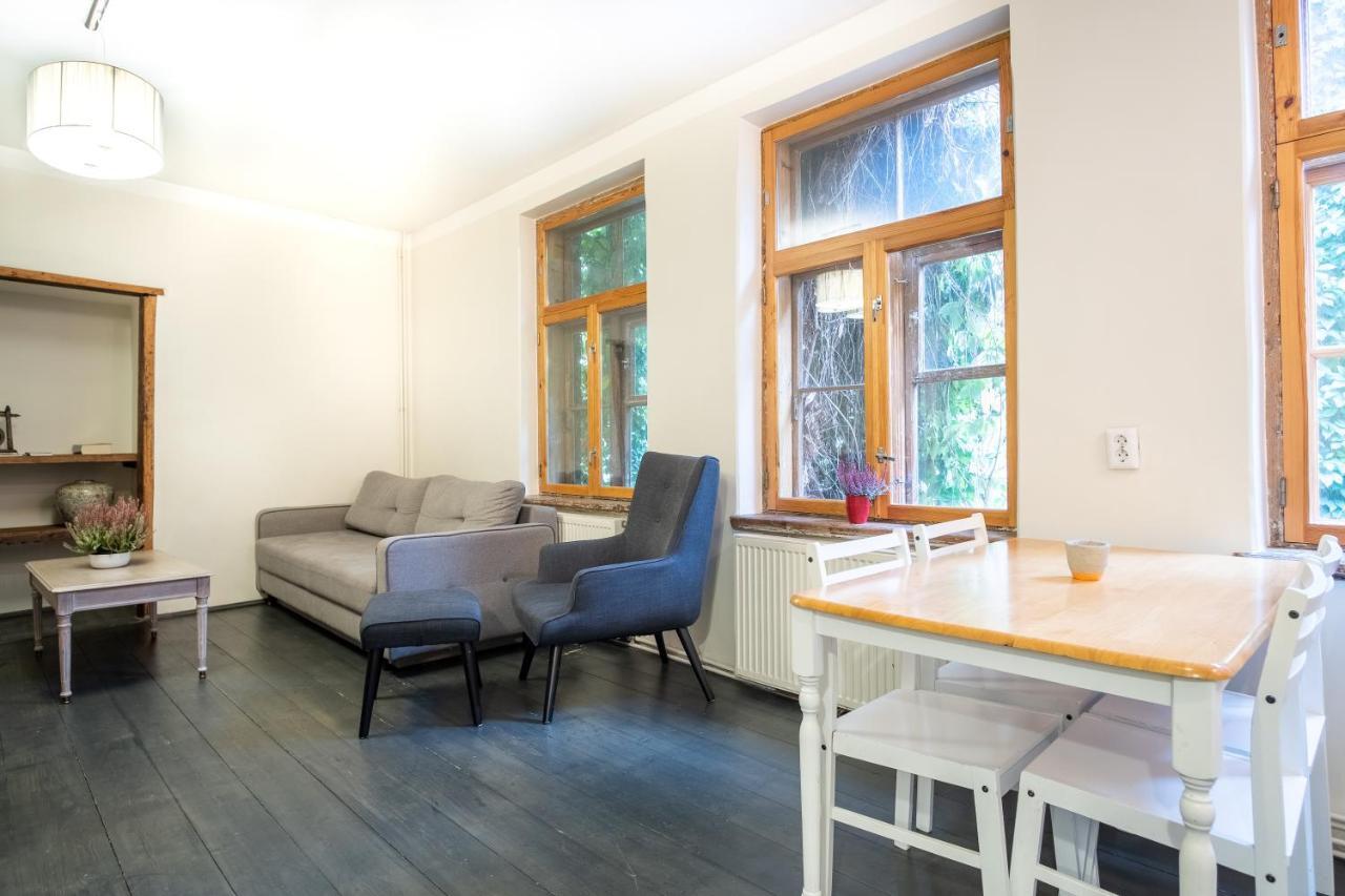 Dream Stay - Bright 2-Bedroom 2-Floor Old Town Apartment 塔林 外观 照片