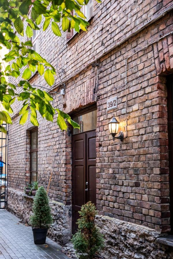 Dream Stay - Bright 2-Bedroom 2-Floor Old Town Apartment 塔林 外观 照片