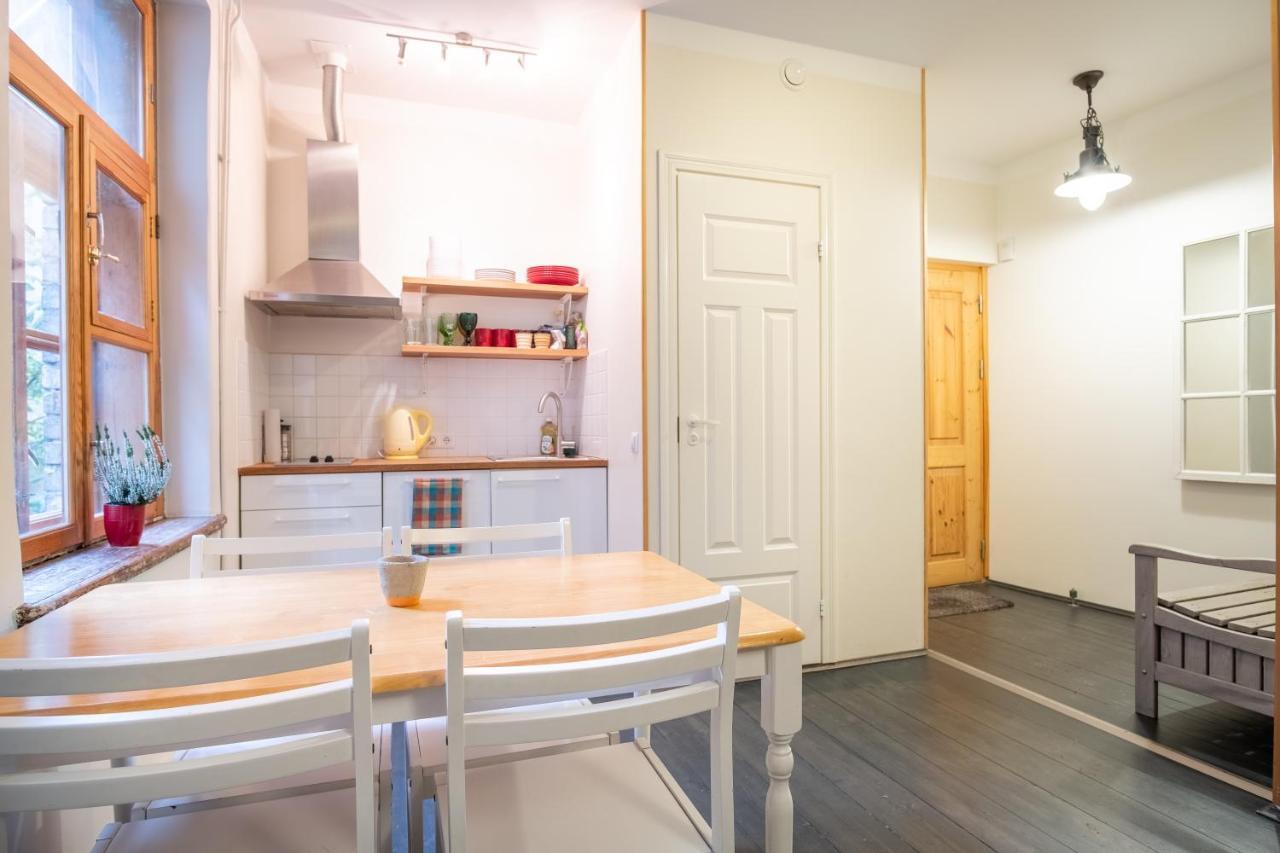 Dream Stay - Bright 2-Bedroom 2-Floor Old Town Apartment 塔林 外观 照片
